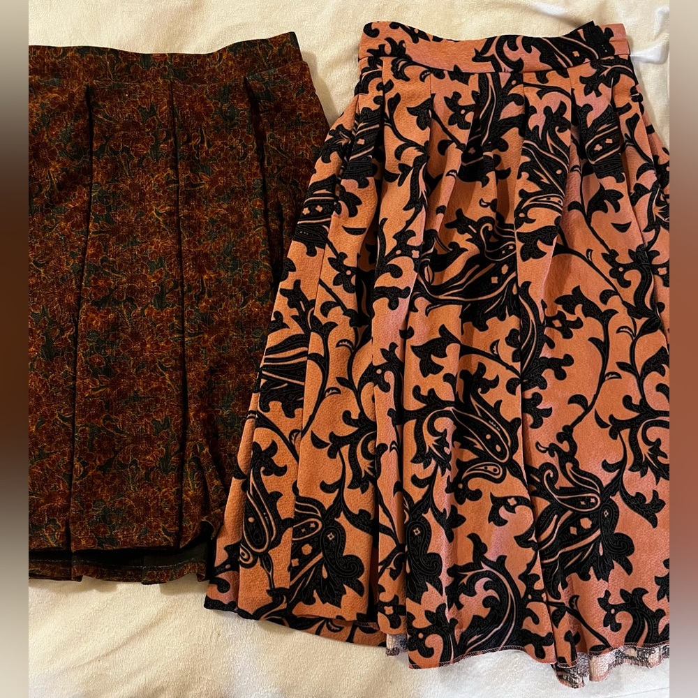 2 midi/maxi skirts